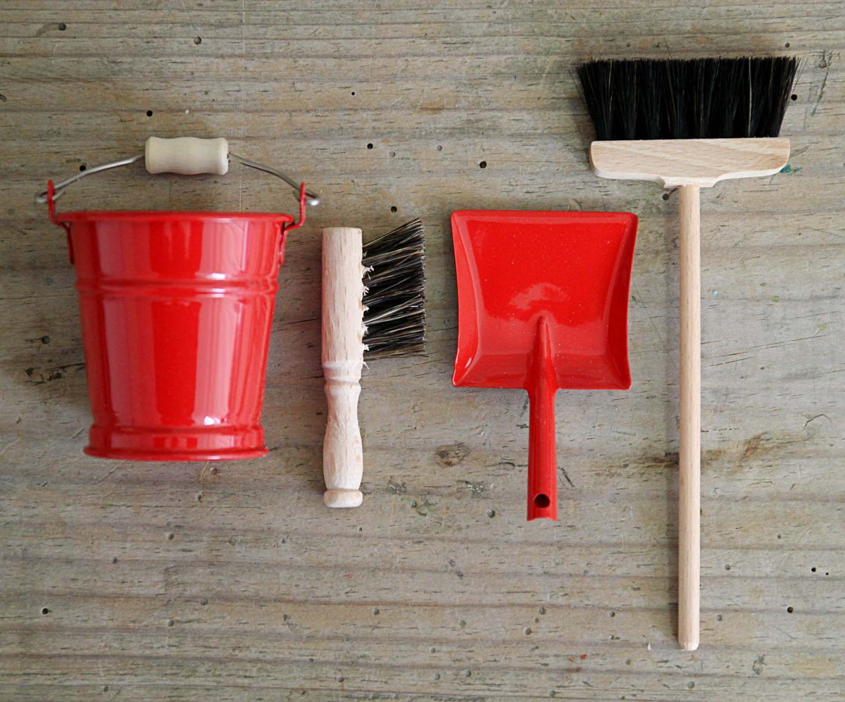 Old 1940s Plastic Cleaning Set for Doll House - Mop Broom Pail Scoop - Ruby  Lane