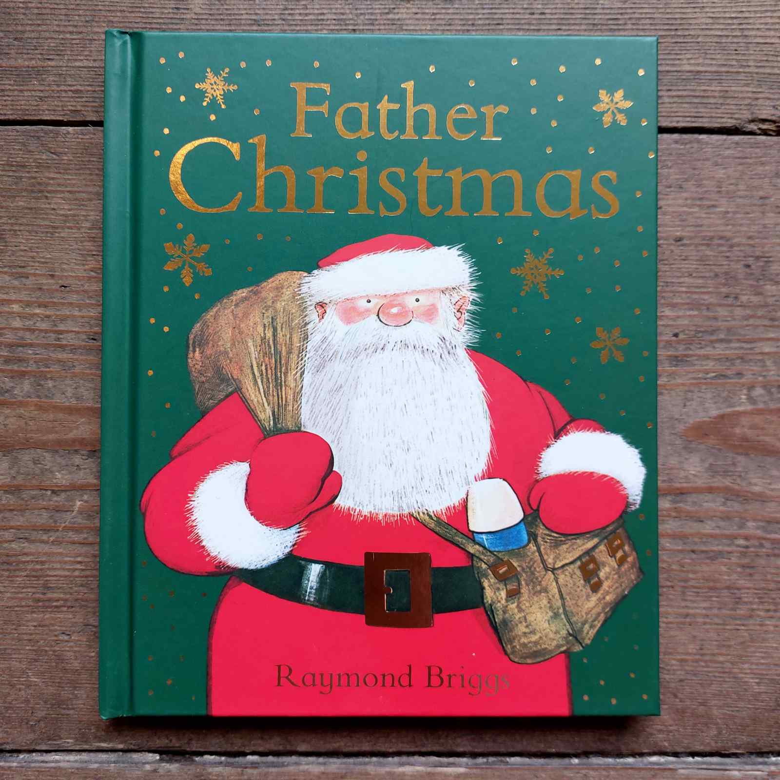 Father Christmas by Raymond Briggs gift edition