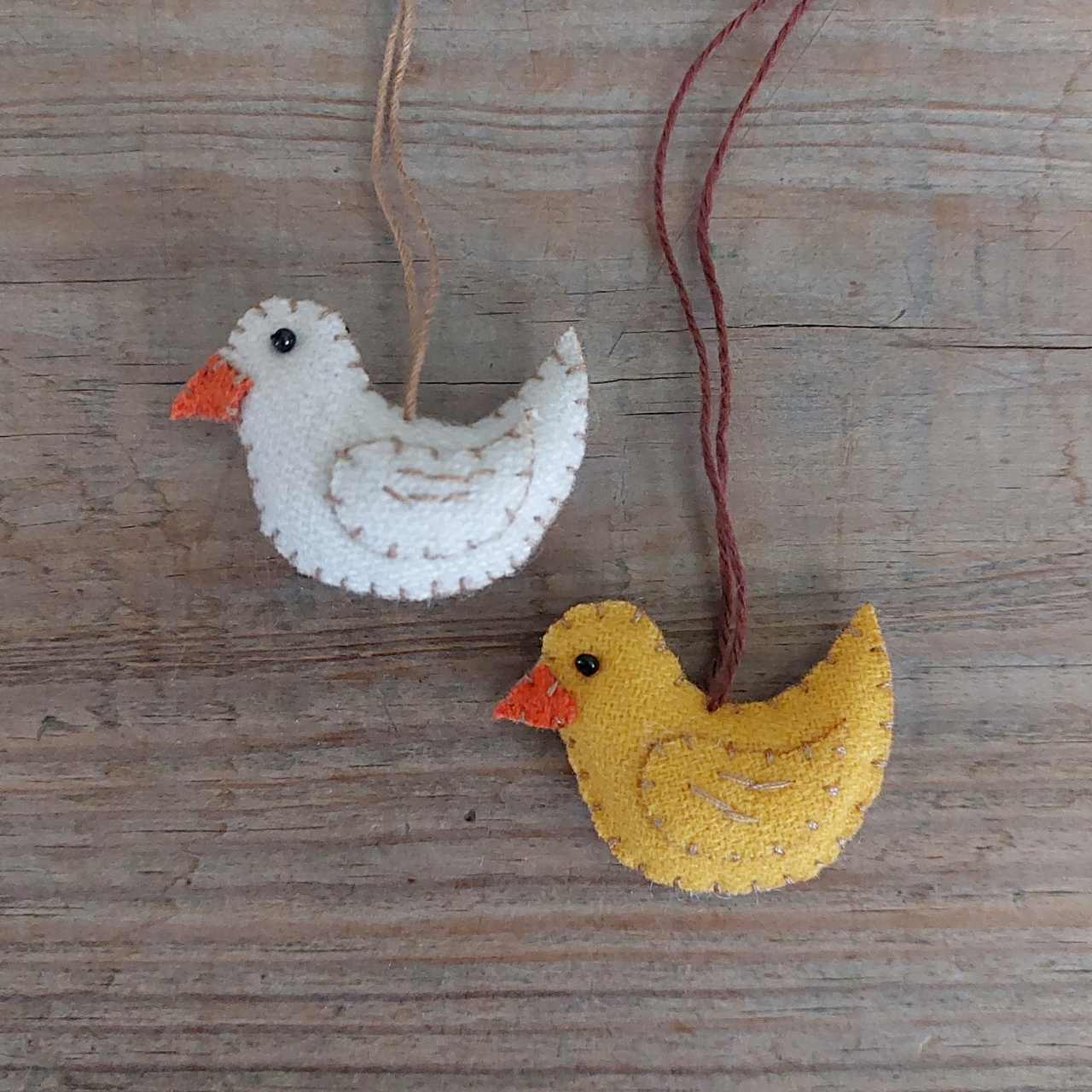 Hanging Felt Chick