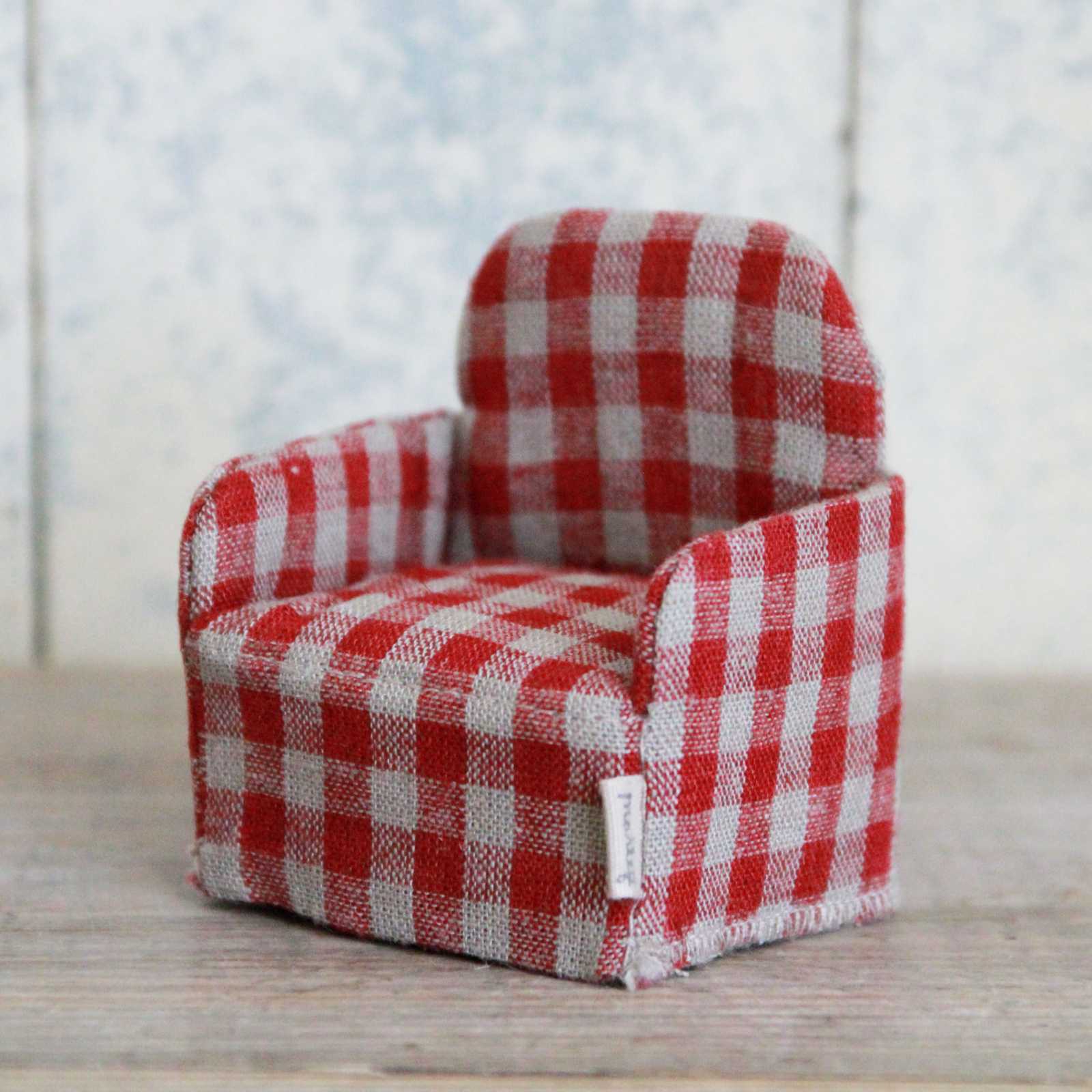 Miniature red chair on sale