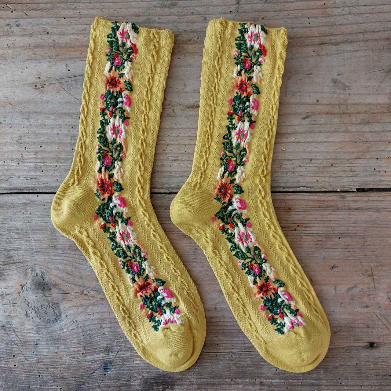 Women's Ochre Floral Garland Socks