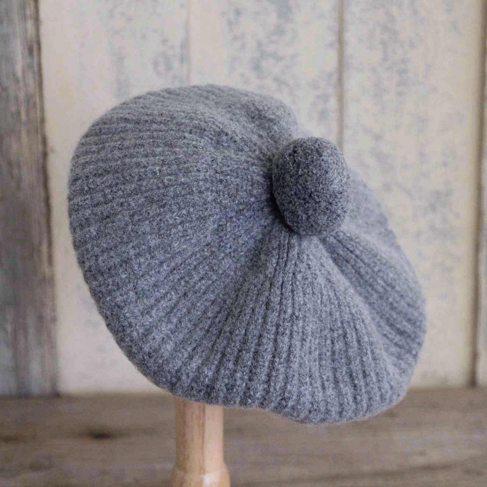 Ribbed Beret with Pom Pom - Grey