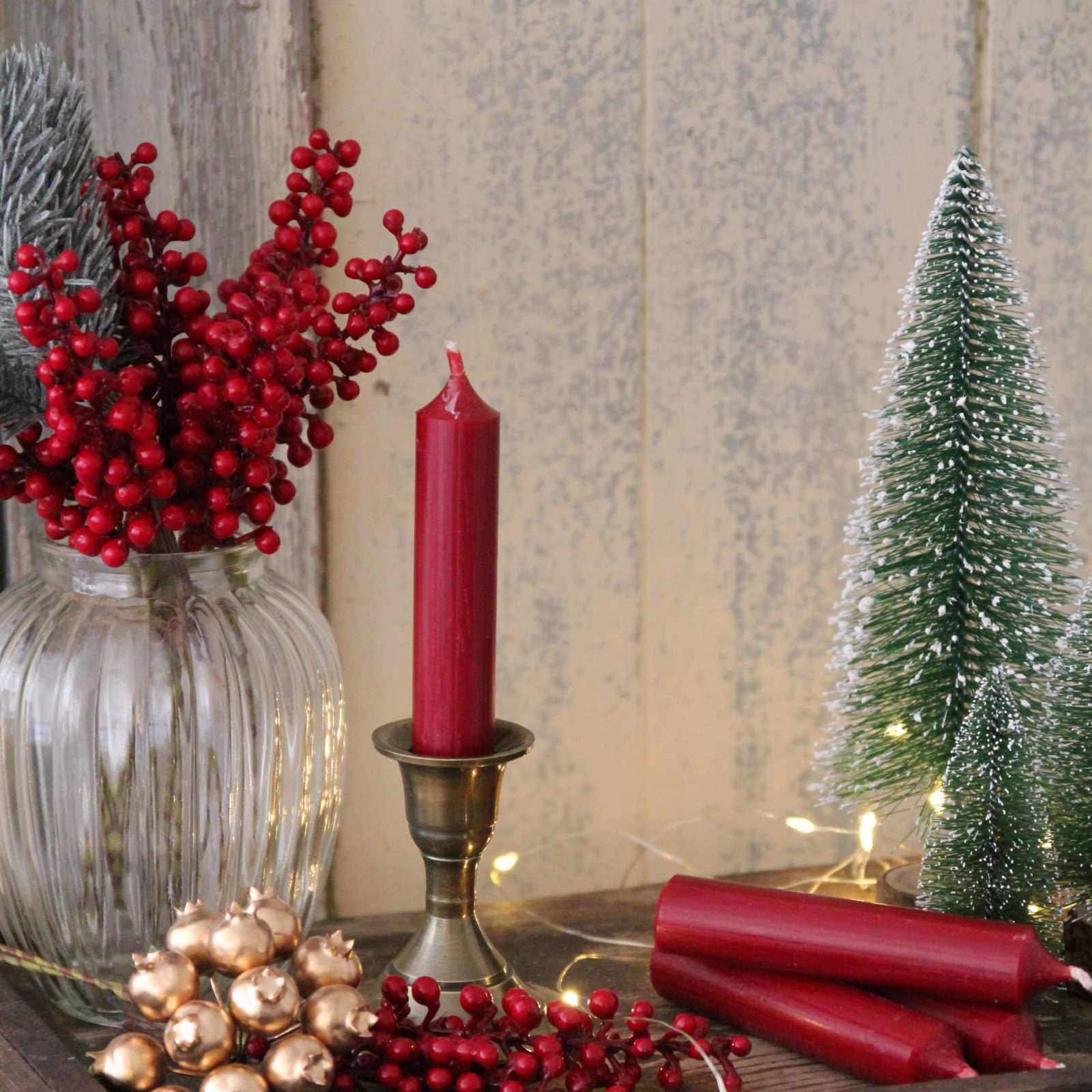 Red Berry Bunch vintage Christmas display