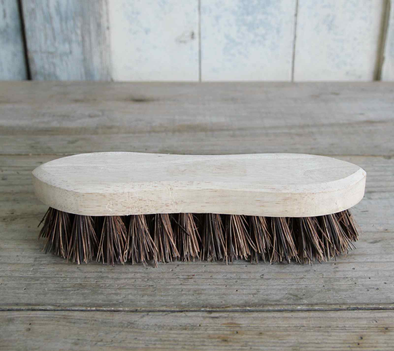 Wooden scrubbing brush