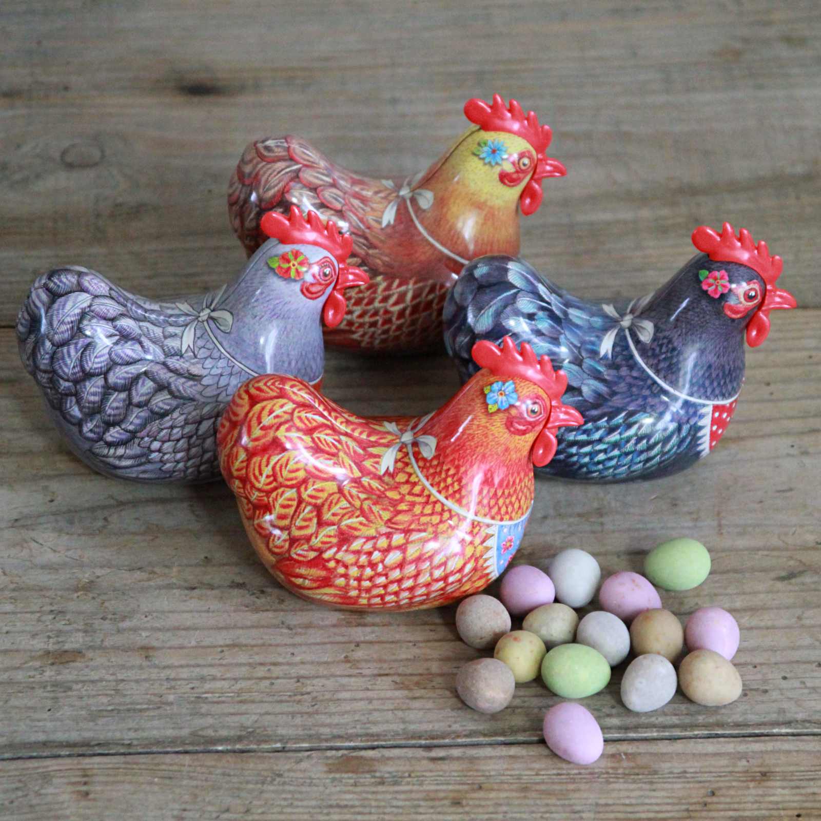 Easter Hen Tin with Chocolate Mini Eggs