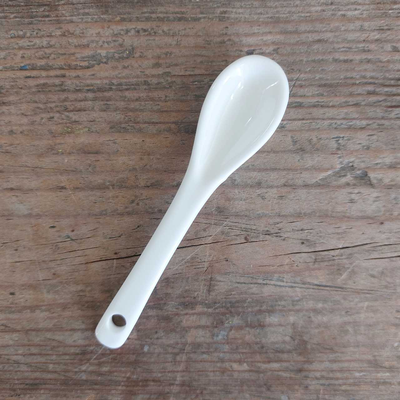 White ceramic salt spoon 8cm