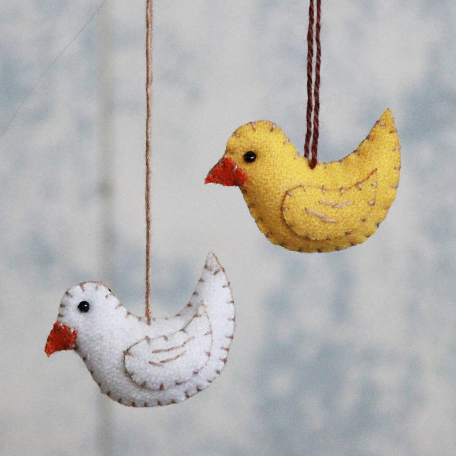 Hanging Felt Chick