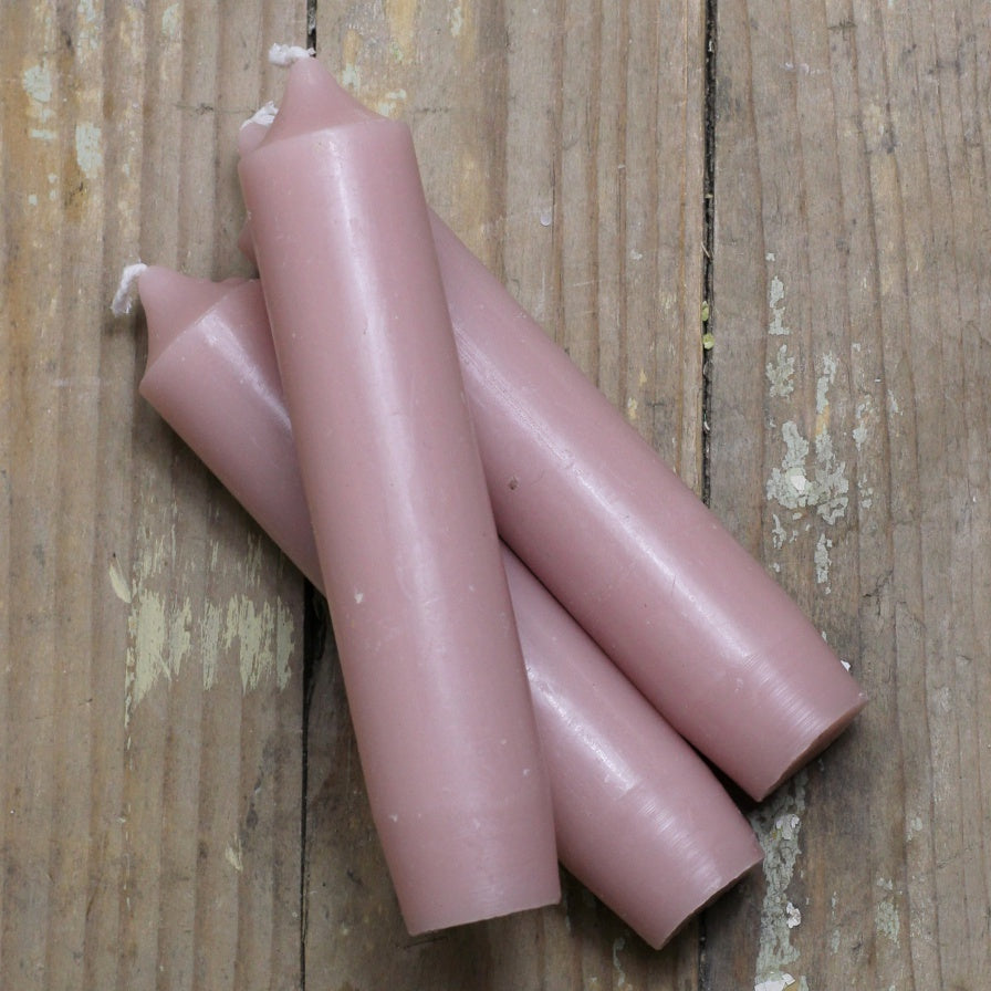 Short dinner candle dusty pink