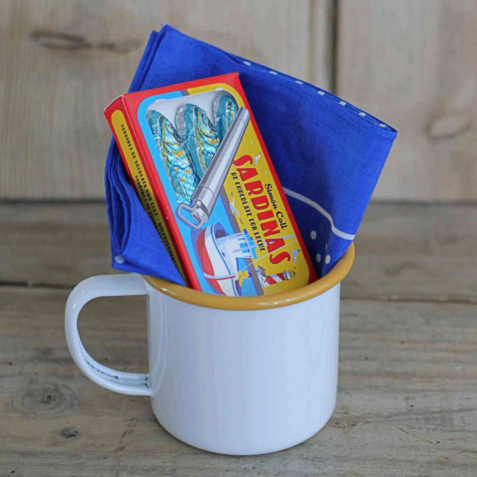 Gift Box - Classic Enamel Mug