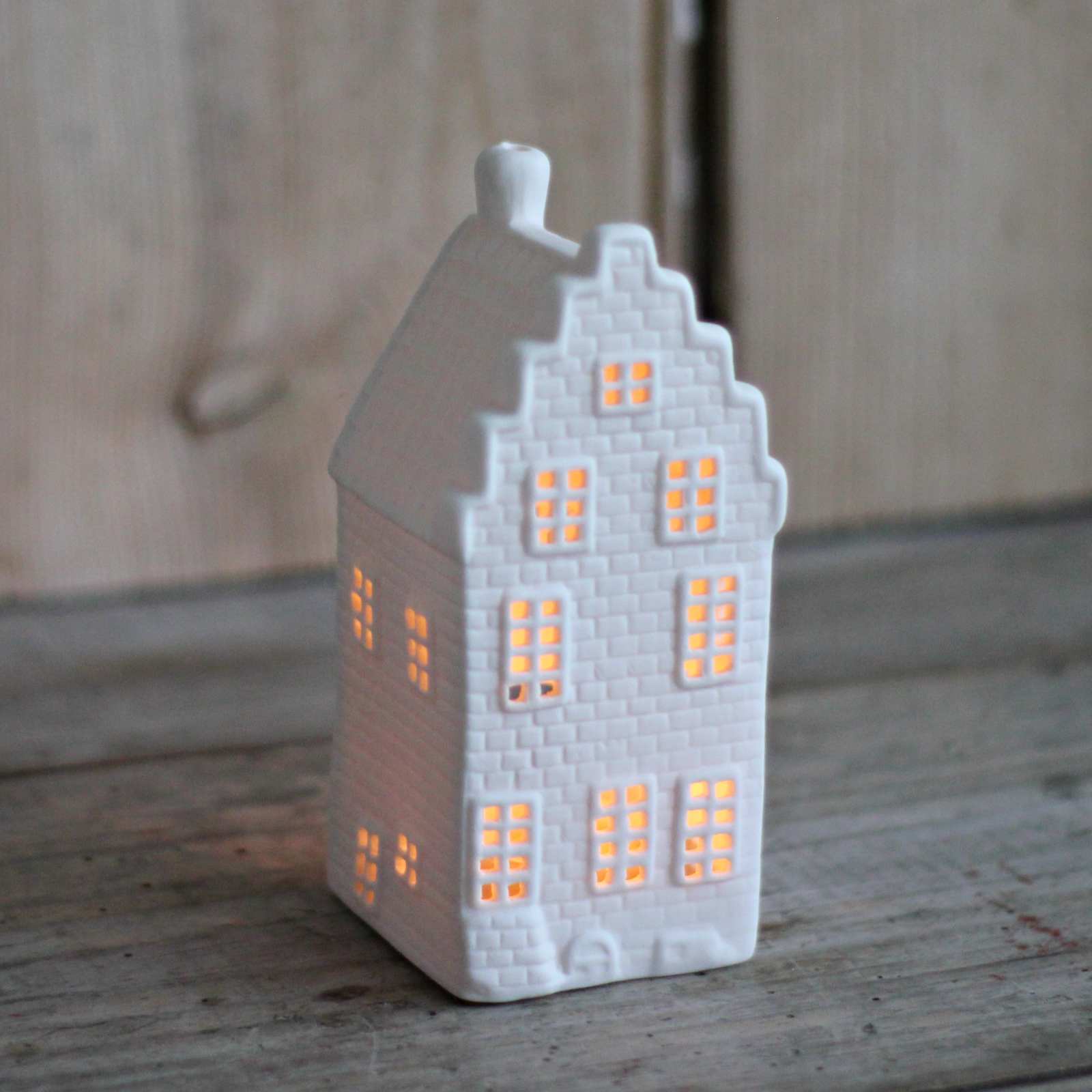 porcelain house tealight holder white