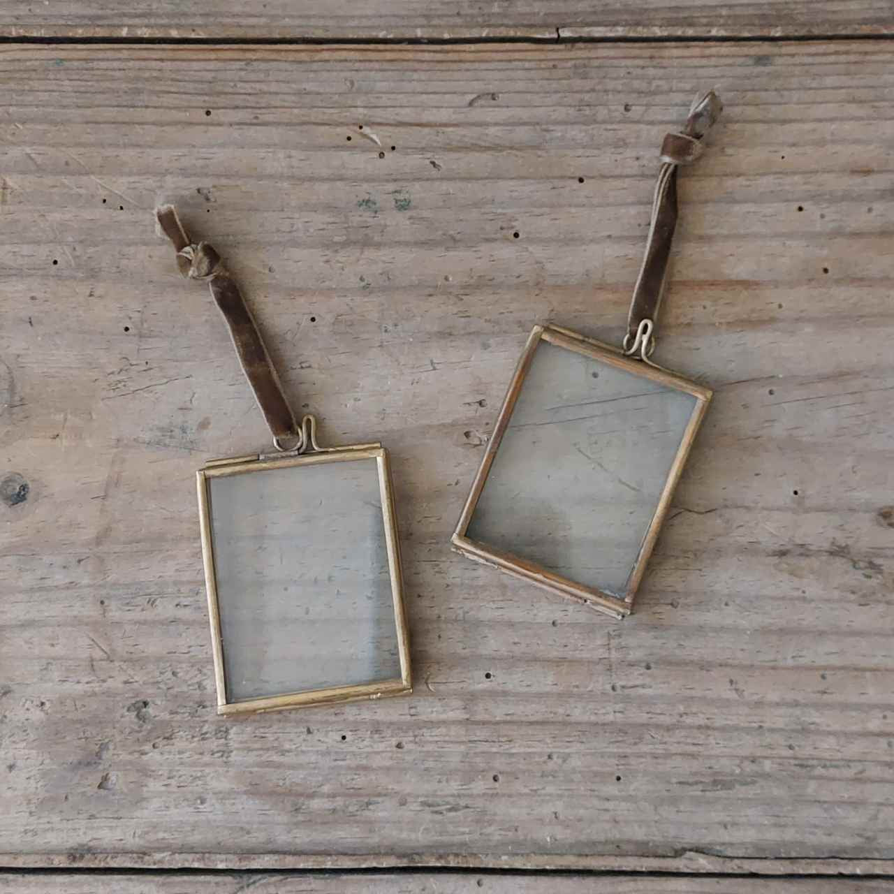 Small Brass Hanging Brass Frame